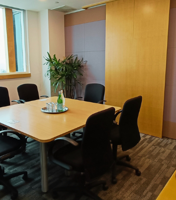 City Serviced Offices - Republic Plaza - interior view 2